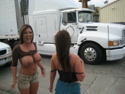 18Wheeltxtruck:  Curios About These Two And What Part Of The Country They Are In?