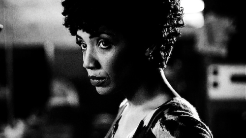 thereismorethan1:  The Bishop Revival - screencaps 