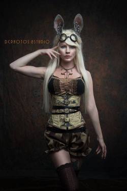 steampunksteampunk:  Rin 