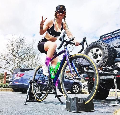 Mae Spinning instagram.com/maeelizabethg