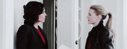 Oh Regina Honey….. I’m Not Sure You Have The Right Definition Of “making Eyes At Each Other”…