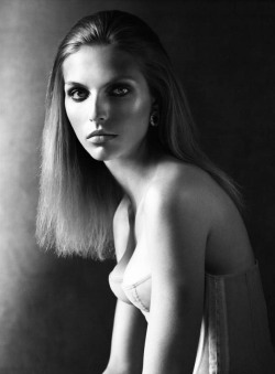 strangelycompelling:  Model - Karlina Caune