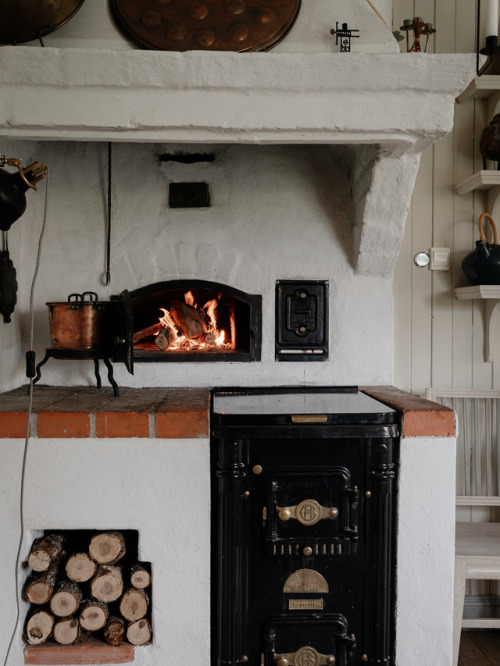 thenordroom:Traditional Swedish farmhouse | more hereTHENORDROOM.COM - INSTAGRAM - PINTEREST - SUPPO