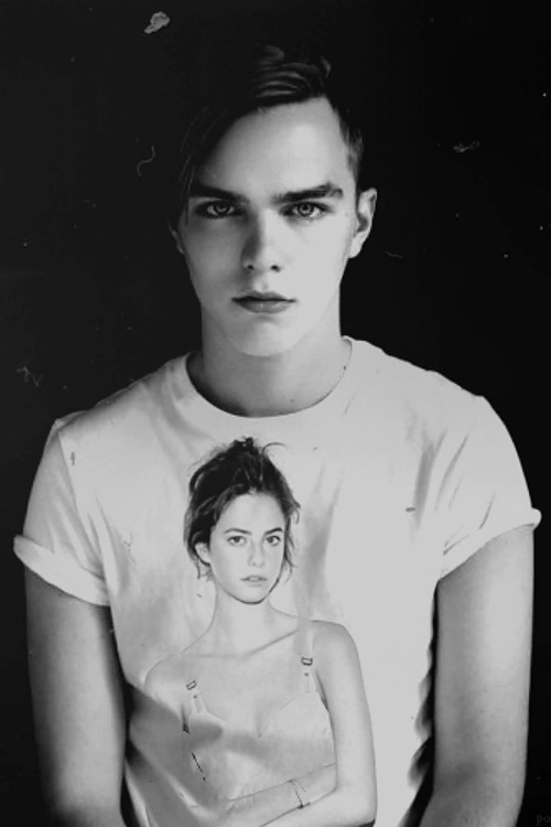 mealamea:  (3) Tumblr auf We Heart It. http://weheartit.com/entry/64323219/via/linuuute