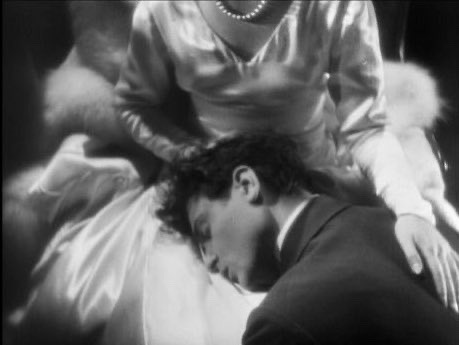In The Dream I Don’t Tell Anyone, You Put Your Head In My Lap. 