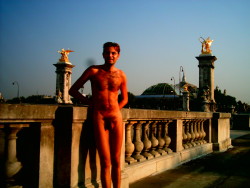 jerome-naturel:   #2003  #aug  #aug 2003  #Paris  #Naked  #Nudism   