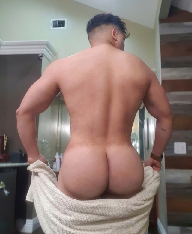 showmeyourholebro:1964-dic:Follow me on Twitter 👈 