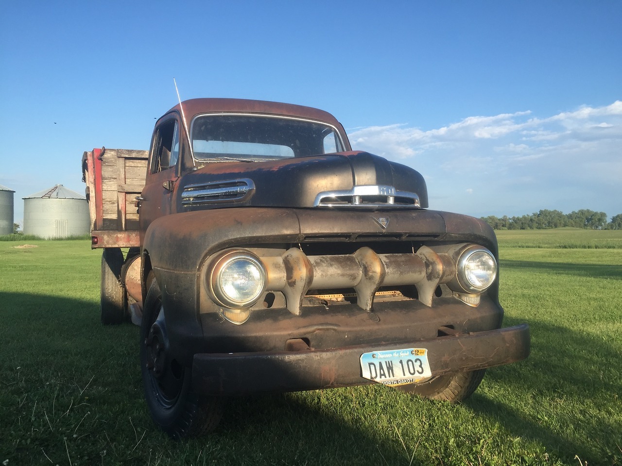tinyhousetrucker:Hey folks! Its Chris, I’ve been meaning to make a blog for quite