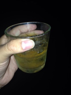 fifth-realm:  Jameson on the rocks Delicious