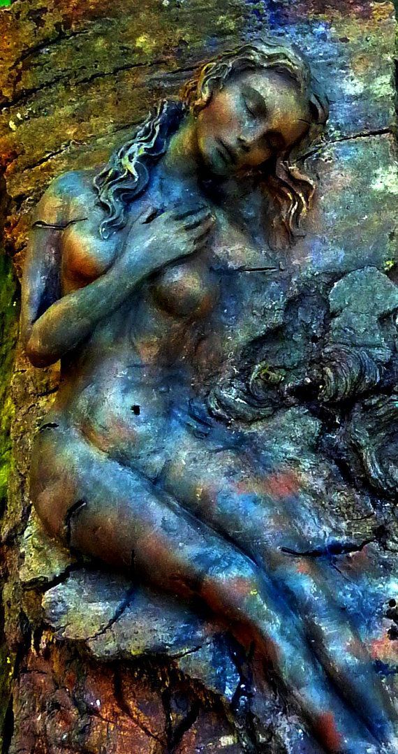 fuckyeahpaganism:  Aphrodite goddess driftwood sculpture. (x) 