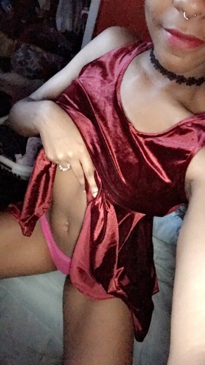 syke-kitty:the sweetest angel ( @xolittlebow ) gave me a pretty new dress !!! isn’t it lovely 