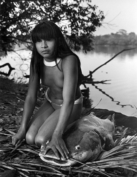 Brazilian girl, by Sebastião Salgado.