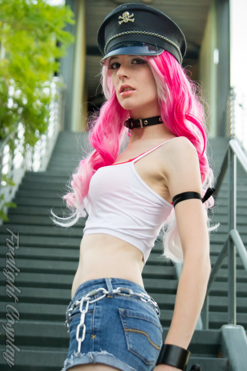 Porn cosplaygirl:  Poison by Firelight-Cosplay photos