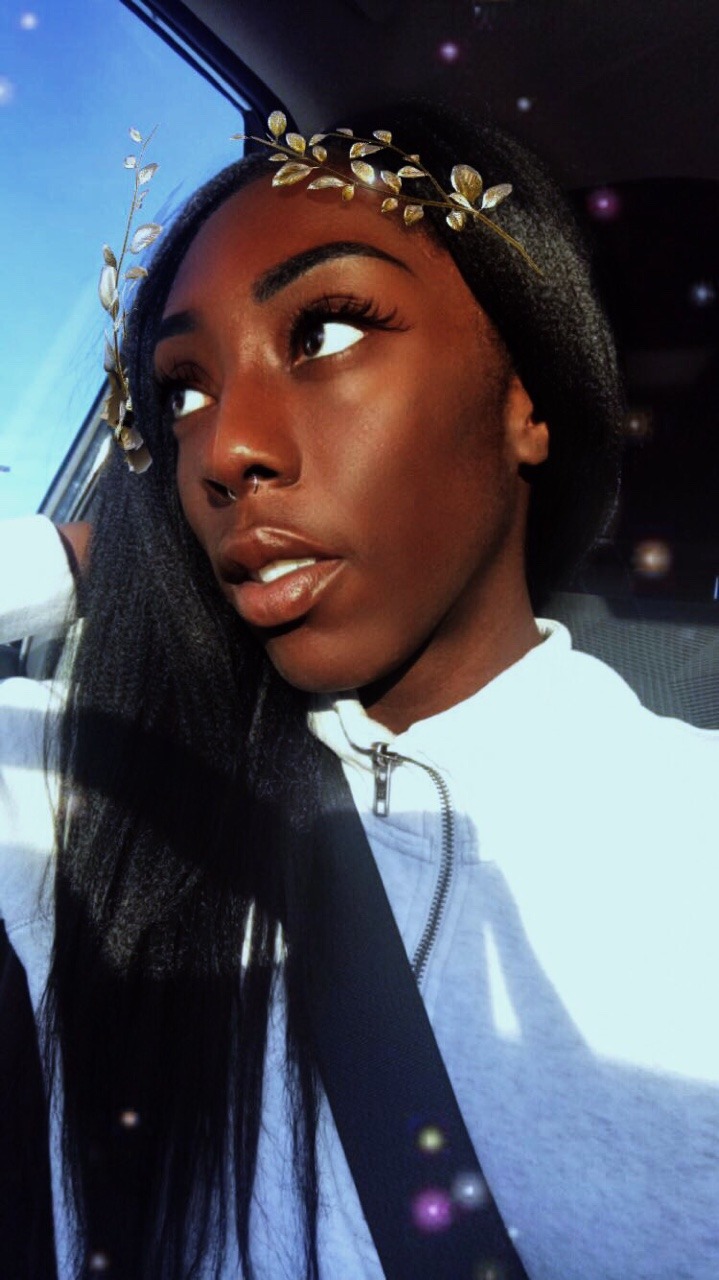 queengl0hen: Slaying all 2017 👸🏿