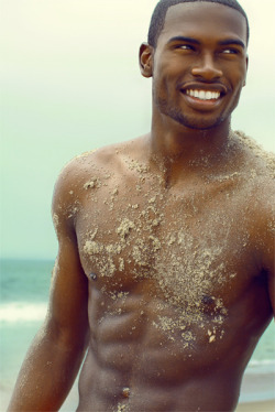 fckyeahprettyafricans:  Nigeria iamforevernigerian:  Broderick Hunter  -Half Nigerian (Igbo)  