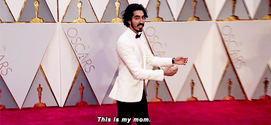 ageofultron:Dev Patel and his mom Anita arrive on the red carpet at the Oscars 2017
