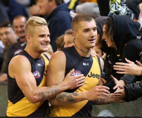 roscoe66:Anthony Miles, Sam Lloyd, Trent Cotchin, Brett Deledio, Brandon Ellis and Dustin Martin of the Richmond Tigers