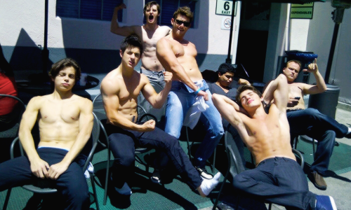 famousbulge:Wizards of Waverly Place cast Porn Photo Pics