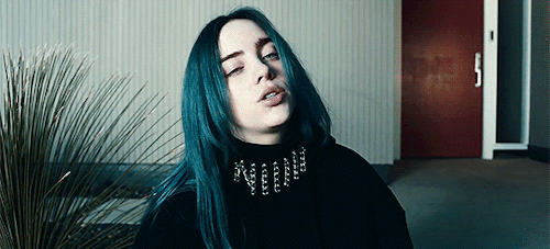 thoughtsoffallenangels: she’s a mood