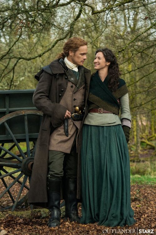 outlanderamerica: samheughan  The Frasers of the Ridge are here! Here’s your first peek a
