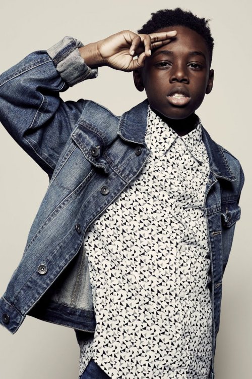 muscle–and-nerds:  boyega-john:  Portaits of Andre Holland, Ashton Sanders, Alex Hibbert and Mahershala Ali from the movie ‘Moonlight’ at the 2016 New York Film Festival  GG PICTURE OF THE YEAR!