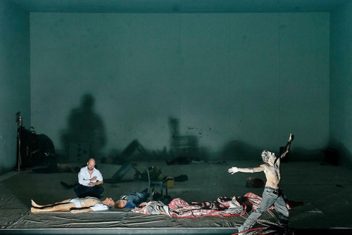 rowcseat24: King Lear Deutsches Schauspielhaus Hamburg DIRECTED BY: Karin Beier; STAGE AND COST