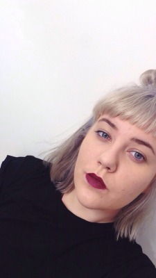 trashfriend:  nothing is real, but at least i look ethereal. finally some proper pictures of my hair