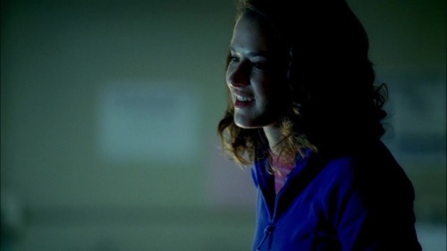 sarahdrewsource - Sarah Drew in Castle