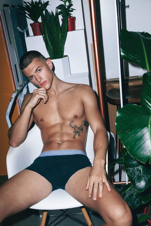 Rhyscoitusmagazine.com/rhys-by-pantelis-coitus-online/