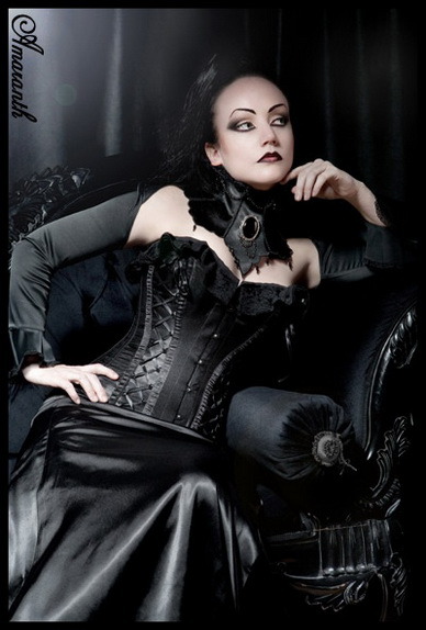victorian-goth:Victorian goth http://victorian-goth.tumblr.com/