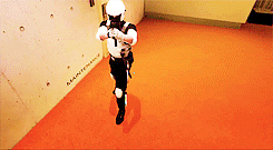 kaldwins-blog:  Mirror's Edge + Whoopin' Ass               
