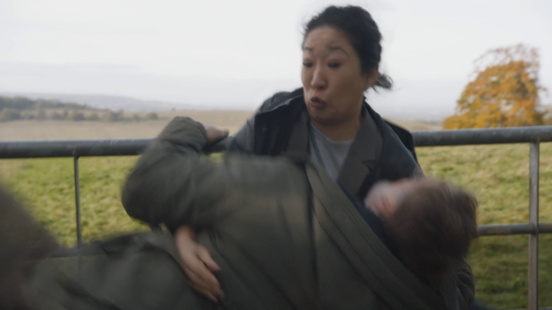 this scene will never not leave me in stitches.  killing eve (2018-?) - out of context #12 - an abso
