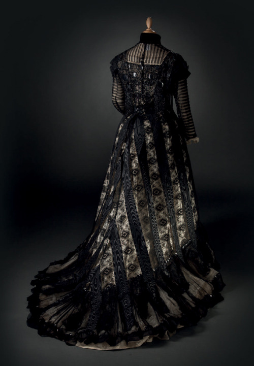 Dinner dress ca. 1906-07From Tessier & Sarrou