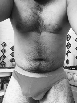 ariescub10:  #friskyfriday 🐻