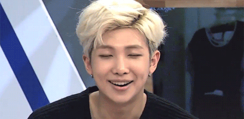 lets-go-north: sweaterpawsjimin: So Handsome. Perfect mix between sexy and cute.