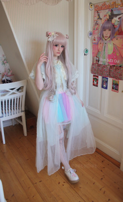 pastelbat:  Cult party kei with pastels kinda..(´▽｀)