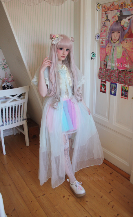 pastelbat:  Cult party kei with pastels kinda..(´▽｀)