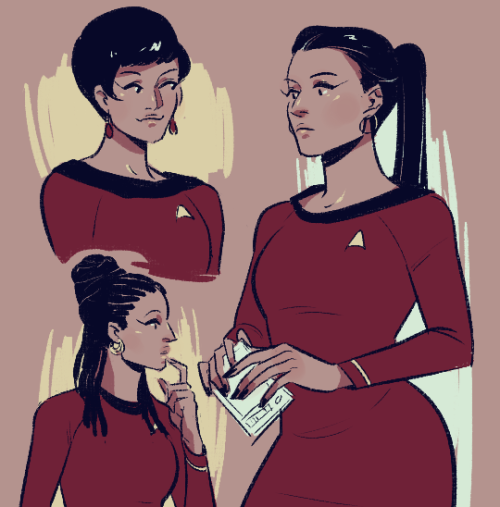 spockfucker:drawing out uhura headcanons! she totally changes up her hair and uniforms all of the ti
