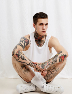 myhotshow:  HOT DAMN!!!!!!!!!!!!!!!!!!!! 