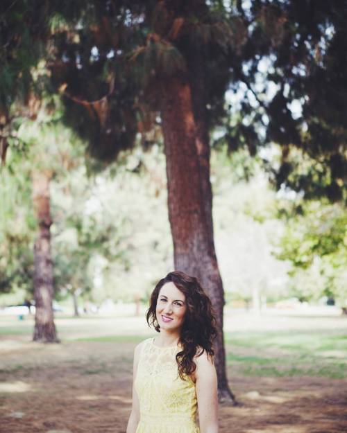 Portrait sesh with @msdarylrose! . . . #portrait #portraitsession #portraitshoot #headshot #park #ou