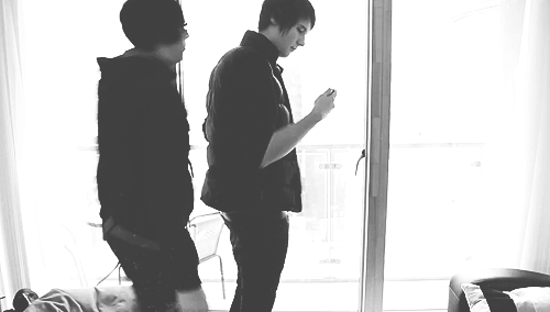 philmedan:  hnngphan:  the longer you look at this the more sexual it becomes i mean