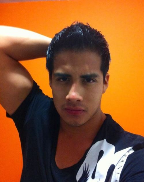 dmooran:  #Sexy #Bigcock #gay #gaymexico #gaypuebla #mennude #desnudos #musculares #abs #hermoso #guapos #lindos #guapo #perfectboy #reallylike #sexogay #gaysex