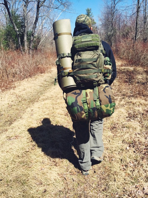 ridenrank:  Great weekend at the cabin. Got to test out my back pack set up for an upcoming hiking trip.  I may have that same pack 🤔… and that is a clean looking Yota 