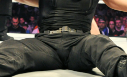 rwfan11:  Dean Ambrose bulge! ….here is