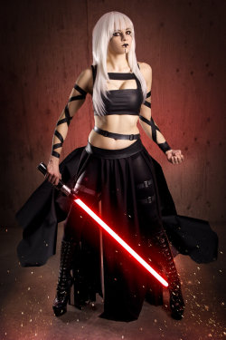 hotcosplaychicks:  Sith!! by andyrae Check out http://hotcosplaychicks.tumblr.com for more awesome cosplay