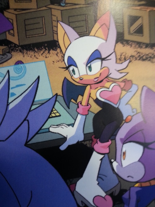 Here&rsquo;s some new pictures of Rouge the Bat.