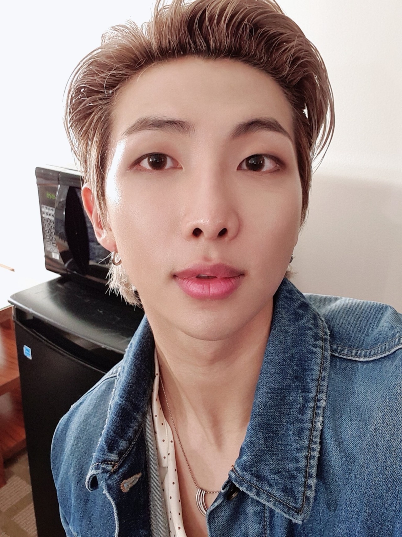 BTS' RM adds a bit of spice to Namjooning with a mirror selca on