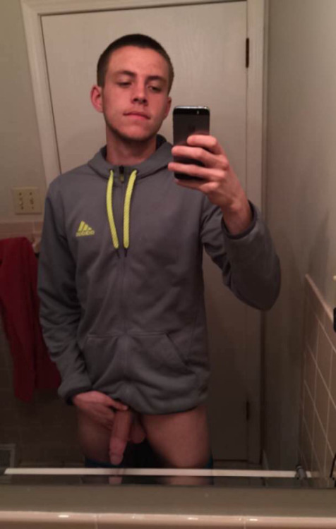 str8baitboyz:FOLLOW HERE FOR MORE STRAIGHT BOYS!