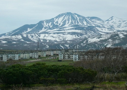 pripyat-nn: Этот городок на курильском острове Итуруп серьёзно пострадал от землетрясения ещё в 90-е