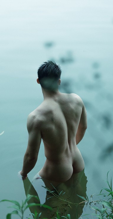 awesomemanasart:yellowhankypisces:Welcome to Man as Art. I appreciate your viewing my post; please take a moment to follow me and share:  https://awesomemanasart.tumblr.com  